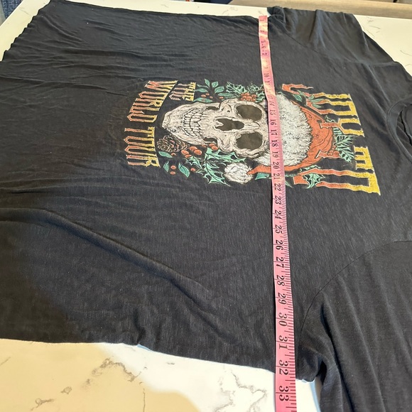 Torrid Joy To The World Tour Classic Fit Super Soft Crew Neck Long Sleeve Tee 6X - Picture 5 of 7